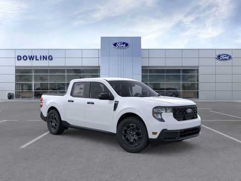 New 2025 Ford Maverick XLT w/ Equipment Group 301A image 7