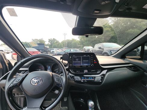 Used 2022 Toyota C-HR Nightshade FWD image 17