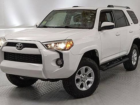 Used 2019 Toyota 4Runner SR5 image 6