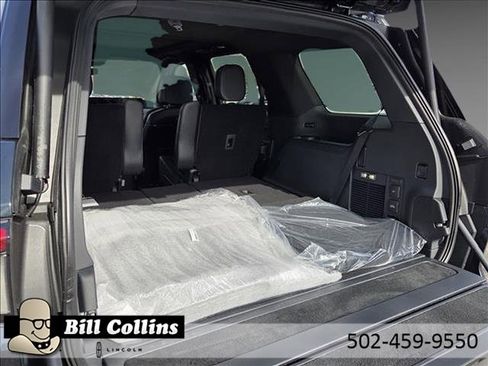 New 2025 Lincoln Navigator Reserve w/ Jet Appearance Package image 14