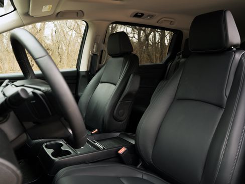 Certified 2025 Honda Odyssey EX-L image 17