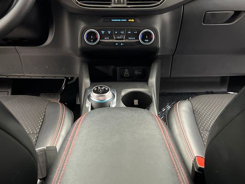 Used 2025 Ford Escape ST-Line image 34