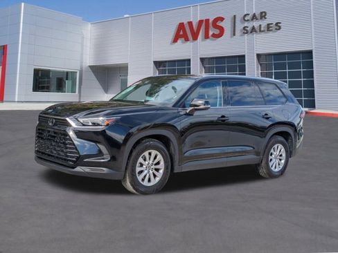 Used 2025 Toyota Grand Highlander FWD image 1