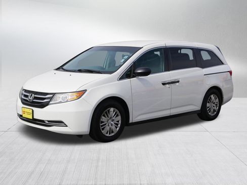 Used 2014 Honda Odyssey LX image 3