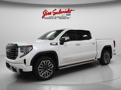 Used 2024 GMC Sierra 1500 Denali Ultimate image 2