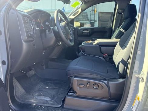 Used 2024 Chevrolet Silverado 1500 Custom Trail Boss AWD/4WD image 7