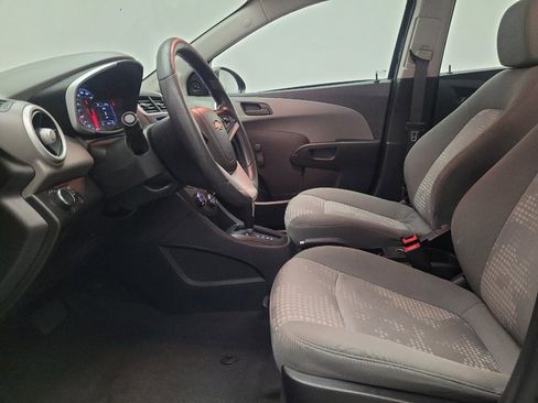 Used 2020 Chevrolet Sonic LT FWD image 17