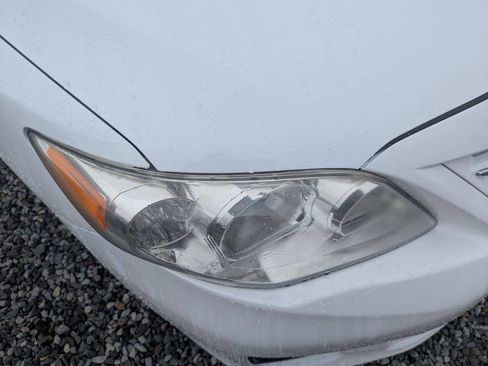 Used 2013 Toyota Corolla LE image 30