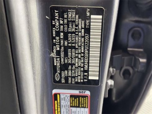 Used 2023 Genesis GV80 2.5T image 16