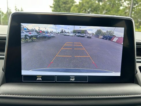 Used 2021 Chevrolet Tahoe Z71 AWD/4WD image 18