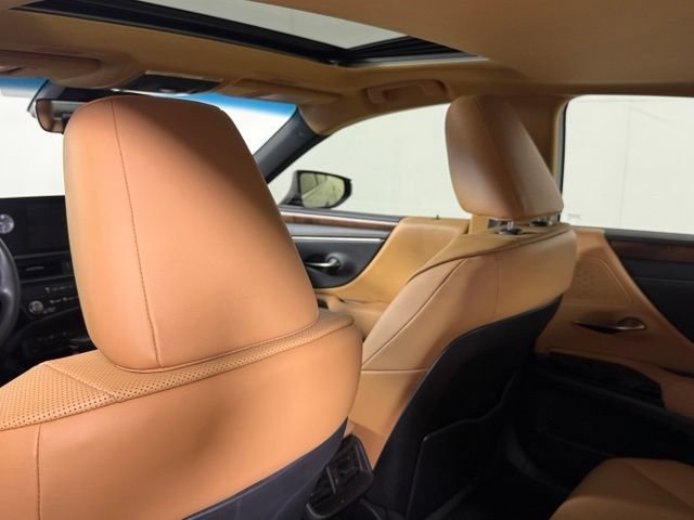 Certified 2022 Lexus ES 350 w/ Premium Package FWD image 26