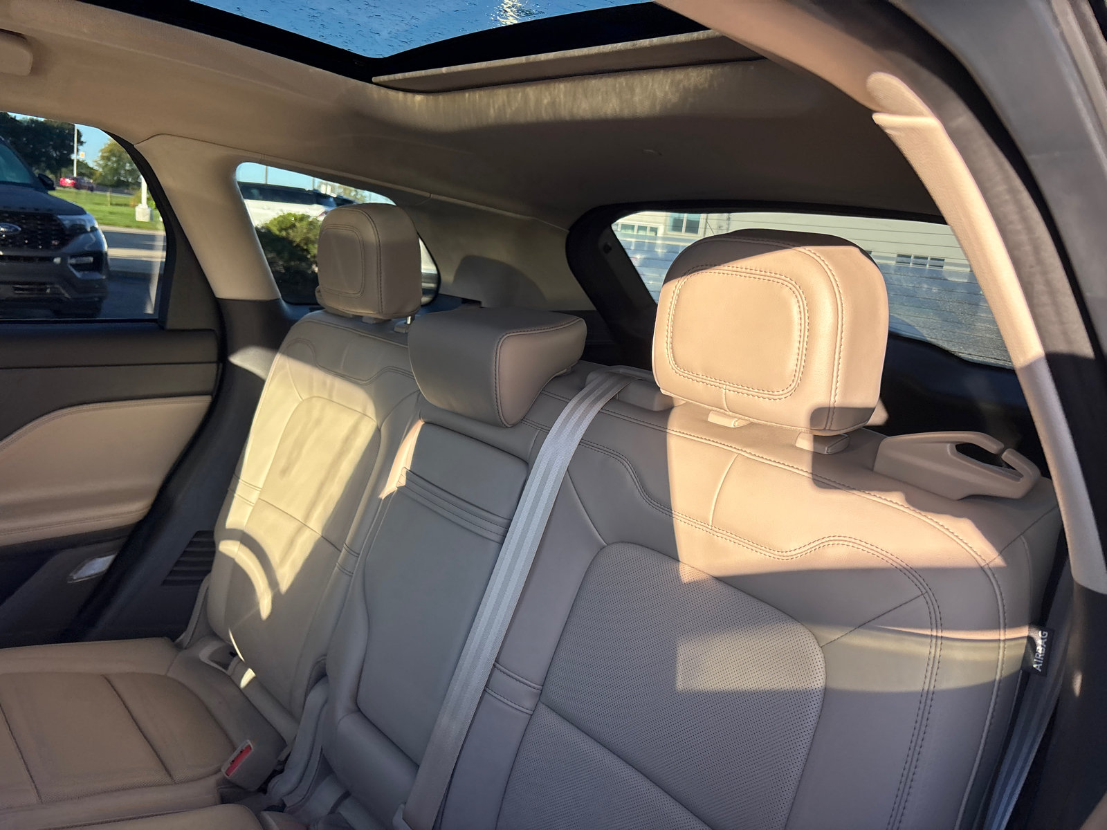 Used 2022 Lincoln Corsair Reserve w/ Equipment Group 201A AWD/4WD image 24