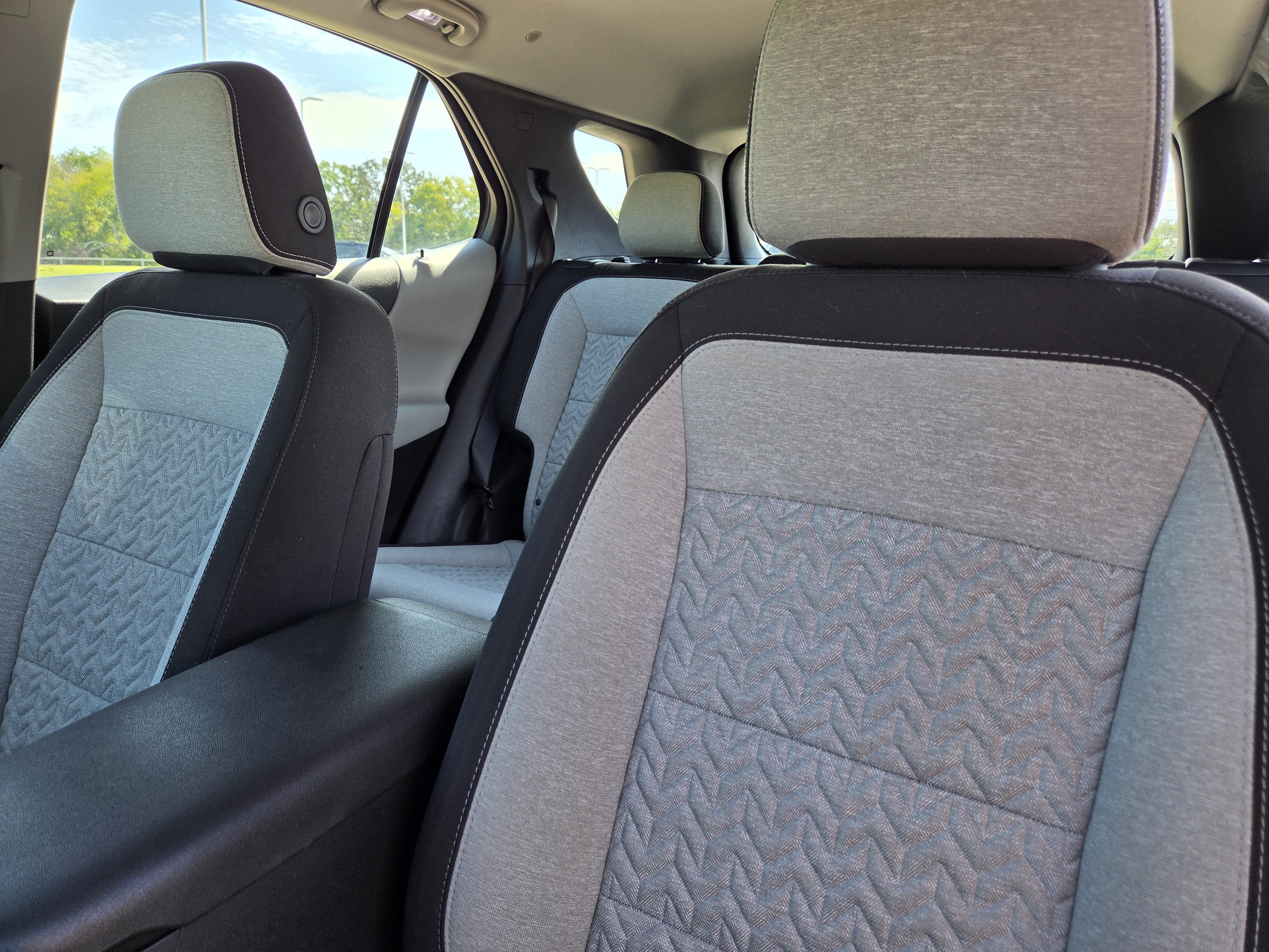 Used 2024 Chevrolet Equinox LS w/ Driver Confidence II Package FWD image 24