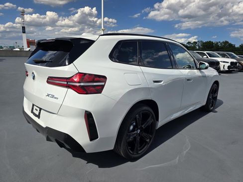 New 2026 BMW X3 xDrive30 w/ M Sport Package AWD/4WD image 4