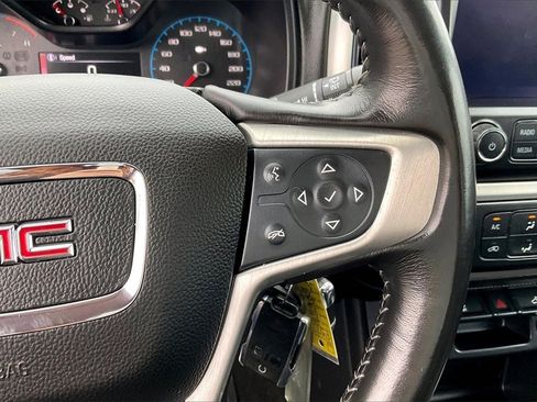 Used 2015 GMC Canyon SLT image 19