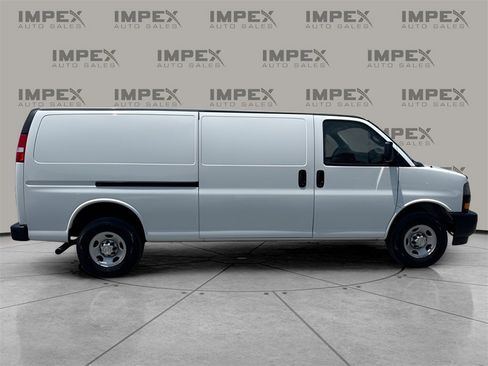 Used 2023 Chevrolet Express 2500 Extended w/ Driver Convenience Package image 6