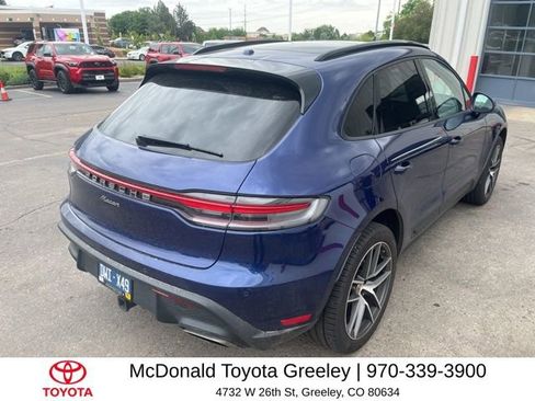 Used 2023 Porsche Macan AWD/4WD image 3