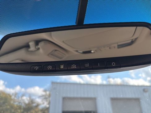 Used 2013 Subaru Outback 2.5i Limited image 22