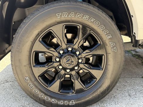Used 2024 RAM 2500 Limited AWD/4WD image 10