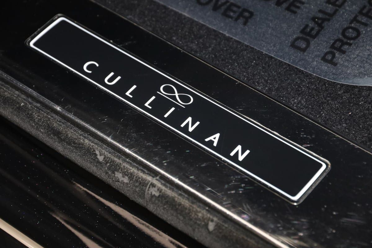 Used 2024 Rolls-Royce Cullinan Black Badge AWD/4WD image 48