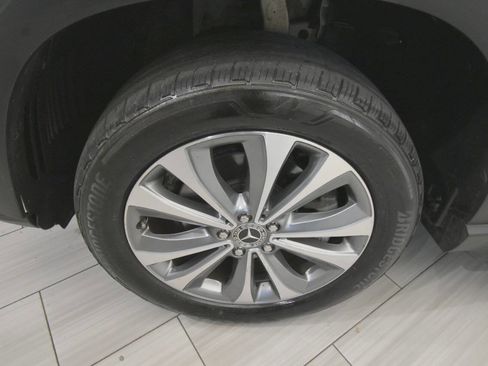 Used 2020 Mercedes-Benz GLE 350 4MATIC image 10