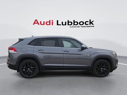 Used 2024 Volkswagen Atlas Cross Sport SE image 9