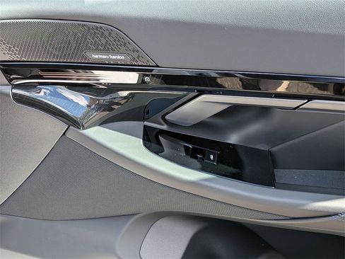 New 2026 BMW 530i image 21