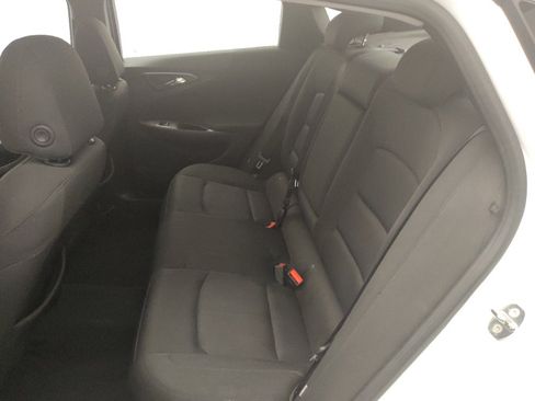 Used 2018 Chevrolet Malibu LS w/ LPO, Convenience Package 1 FWD image 18