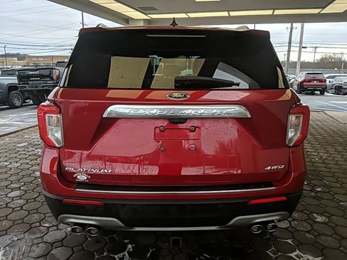 Used 2022 Ford Explorer Platinum w/ Equipment Group 601A image 6