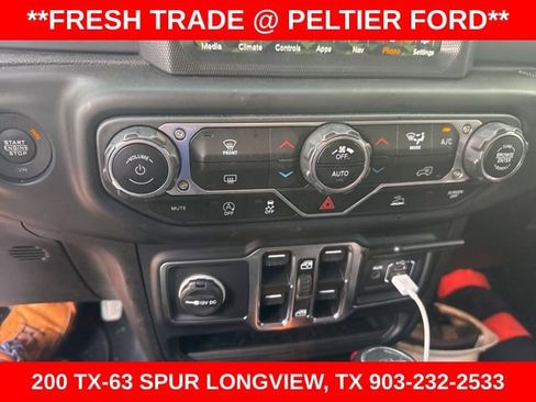 Used 2023 Jeep Gladiator Sport image 23