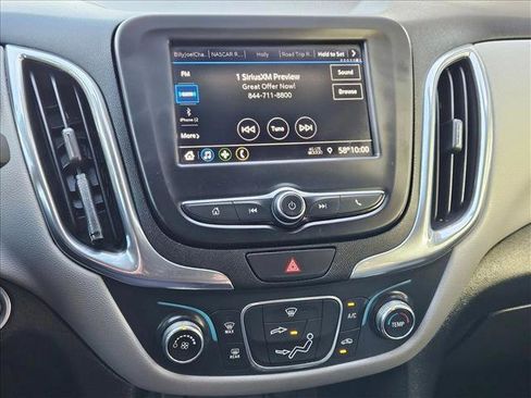 Used 2020 Chevrolet Equinox LT image 12