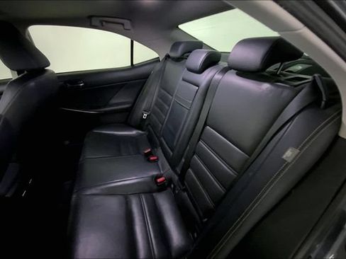 Used 2014 Lexus IS 250 RWD image 12