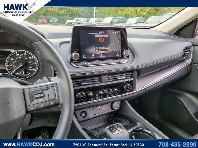 Used 2026 Nissan Rogue SV AWD/4WD image 22