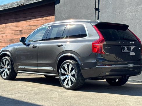 Used 2023 Volvo XC90 T8 Plus w/ Protection Package Premier AWD/4WD image 6