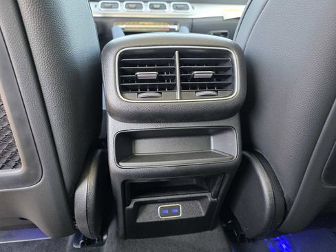 Used 2025 Mercedes-Benz GLE 350 4MATIC image 18