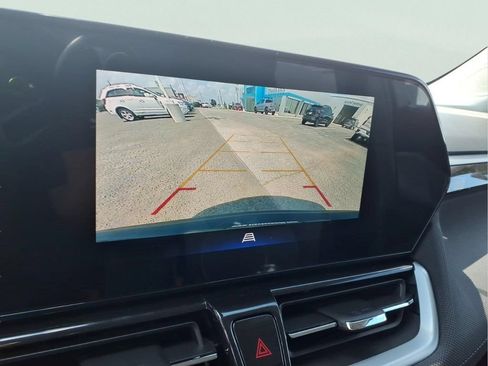 New 2026 Chevrolet TrailBlazer LT w/ Convenience Package FWD image 9