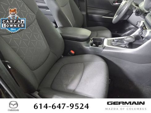 Used 2021 Toyota RAV4 XLE w/ Convenience Package AWD/4WD image 29