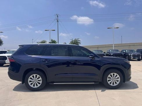 New 2026 Toyota Grand Highlander AWD image 4