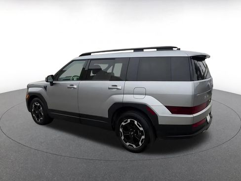 Used 2025 Hyundai Santa Fe SEL image 10