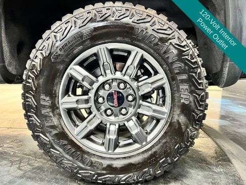 Used 2026 GMC Sierra 1500 AT4X AWD/4WD image 11