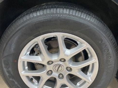 Used 2022 Chrysler Pacifica Touring-L FWD image 24