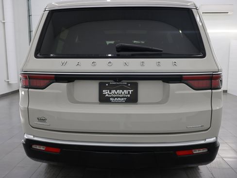 Used 2022 Jeep Wagoneer Series II w/ Premium Group I image 28