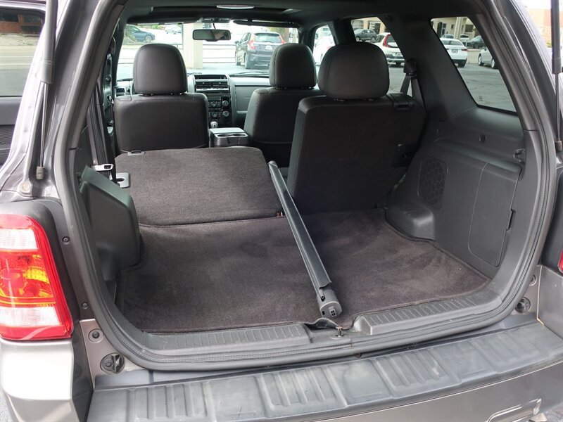 Used 2010 Ford Escape Limited FWD image 32