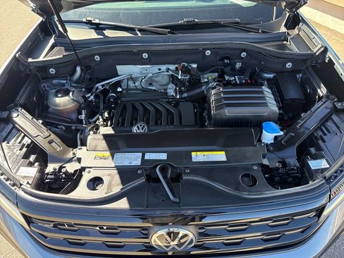 Used 2023 Volkswagen Atlas SEL R-Line image 22
