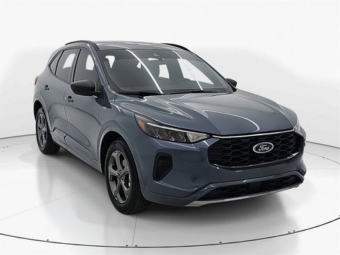 Used 2024 Ford Escape ST-Line w/ Tech Pack #1 image 3