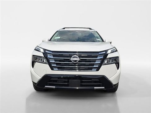 New 2026 Nissan Rogue Platinum image 8