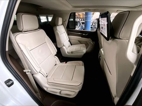 Used 2024 GMC Yukon Denali image 20