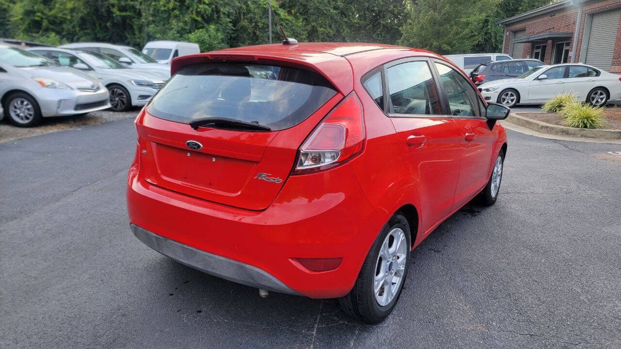 Used 2014 Ford Fiesta SE FWD image 5