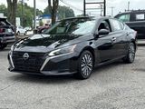 Used 2023 Nissan Altima 2.5 SV image 3