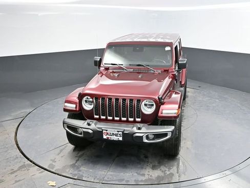 Used 2021 Jeep Wrangler Unlimited Sahara w/ Cold Weather Group image 37
